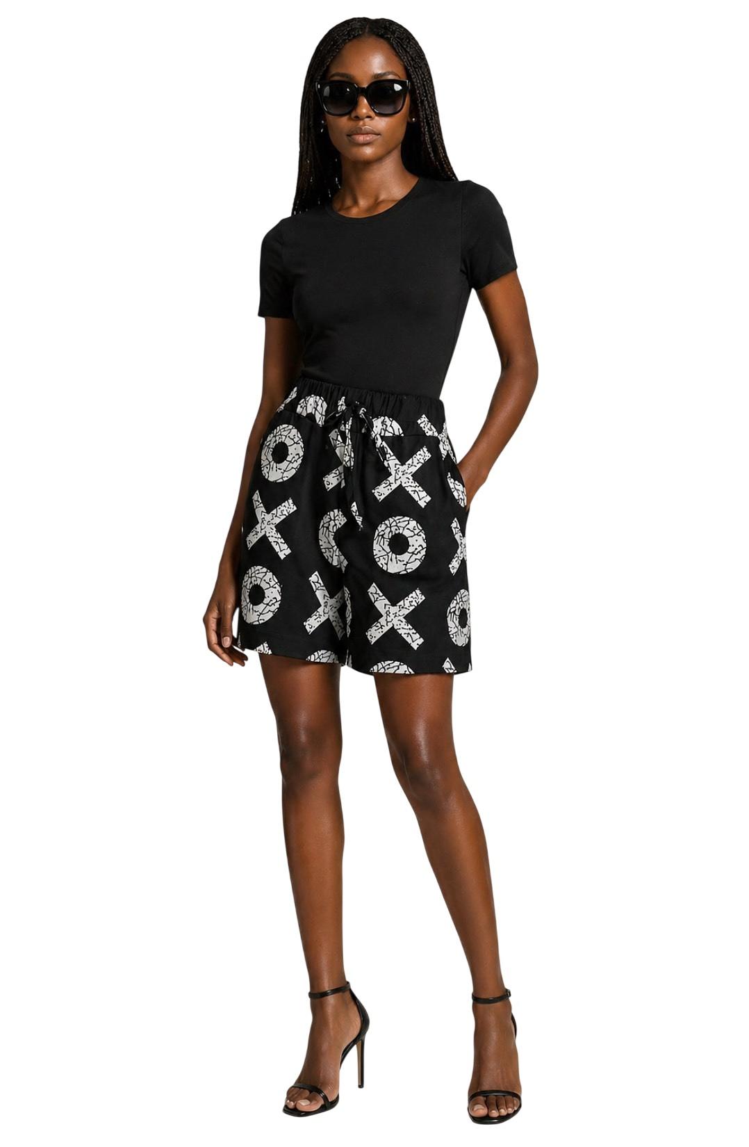 Black & White XOXO Print Shorts – Ankara Summer Drawstring Style